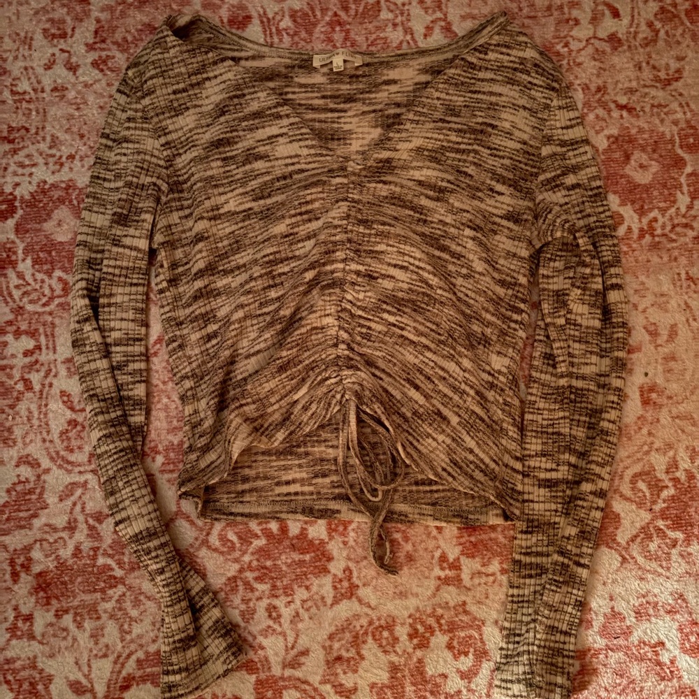 Ultra Flirt Black and White Ruched Long Sleeve Top